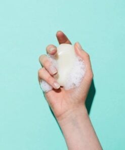 Indola ActNow Solid Shampoo 60gr - Sfeerbeeld Vakkappers