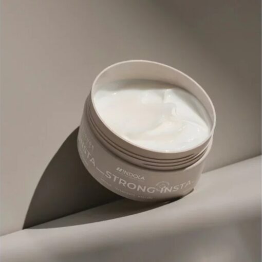 Indola Blonde Expert Insta Strong Treatment - Sfeerbeeld 2 Vakkappers