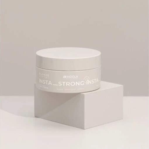 Indola Blonde Expert Insta Strong Treatment - Sfeerbeeld 3 Vakkappers